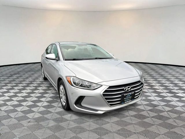 2018 Hyundai Elantra SE FWD photo