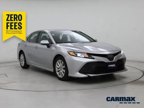 2018 Toyota Camry LE FWD photo