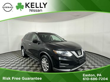 2017 Nissan Rogue SV AWD photo