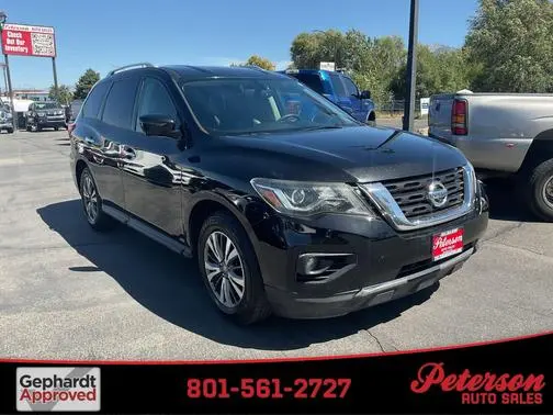 2017 Nissan Pathfinder SL 4WD photo