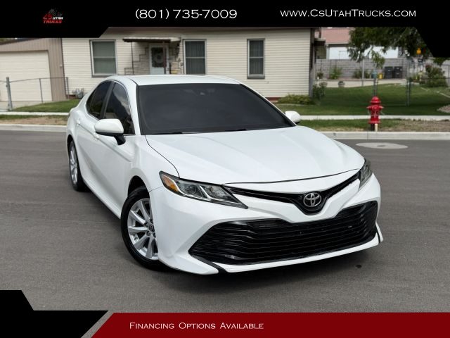 2018 Toyota Camry LE FWD photo