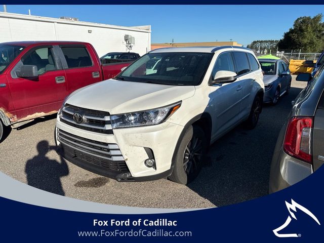2018 Toyota Highlander XLE AWD photo