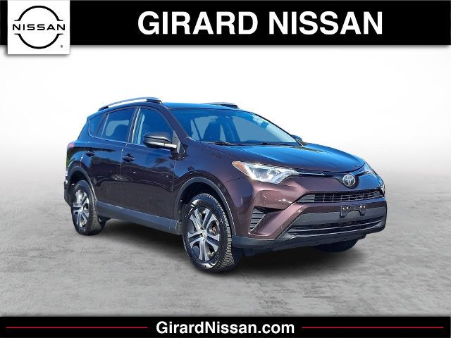 2018 Toyota RAV4 LE AWD photo