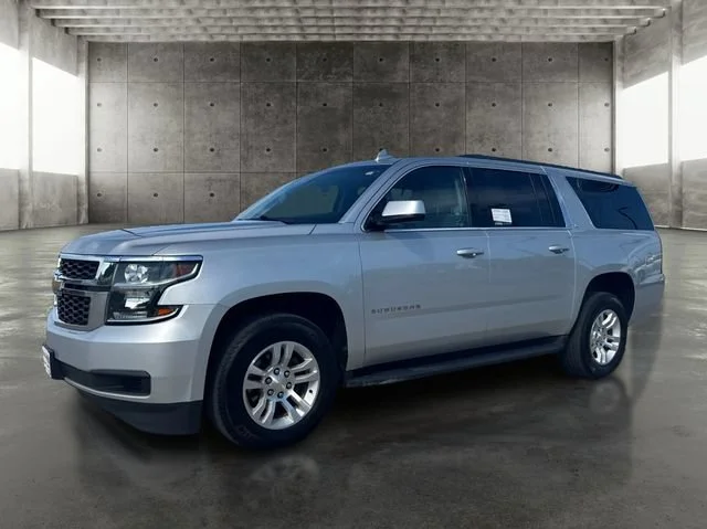 2018 Chevrolet Suburban LT 4WD photo