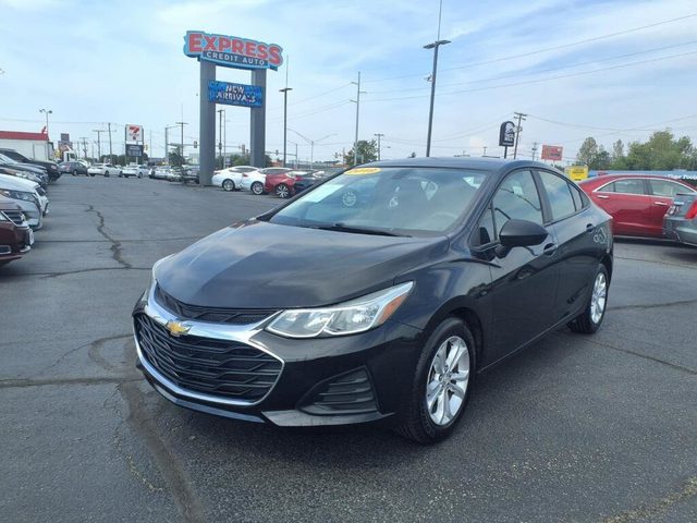 2019 Chevrolet Cruze LS FWD photo