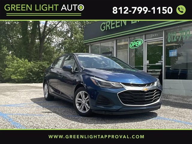 2019 Chevrolet Cruze LT FWD photo