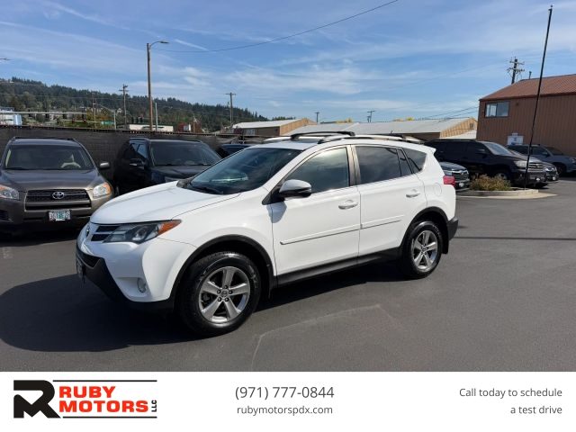 2015 Toyota RAV4 XLE AWD photo