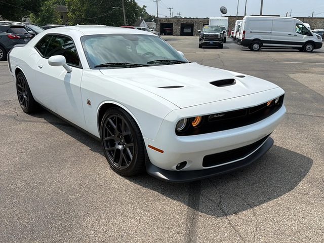 2019 Dodge Challenger R/T Scat Pack RWD photo