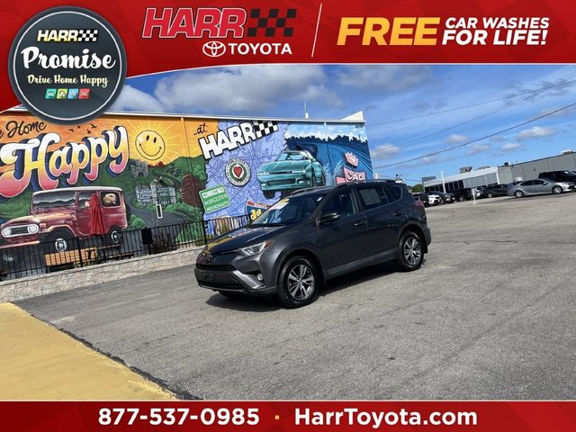 2018 Toyota RAV4 XLE AWD photo