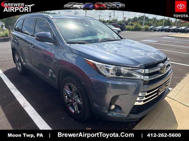 2019 Toyota Highlander Limited Platinum AWD photo