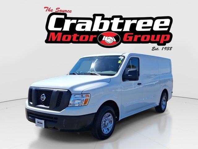 2018 Nissan NV Cargo SV RWD photo