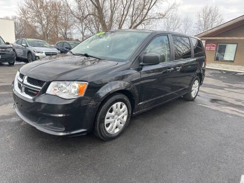 2019 Dodge Grand Caravan SE FWD photo