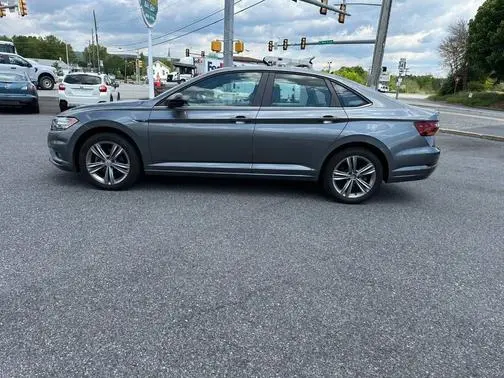 2019 Volkswagen Jetta R-Line FWD photo