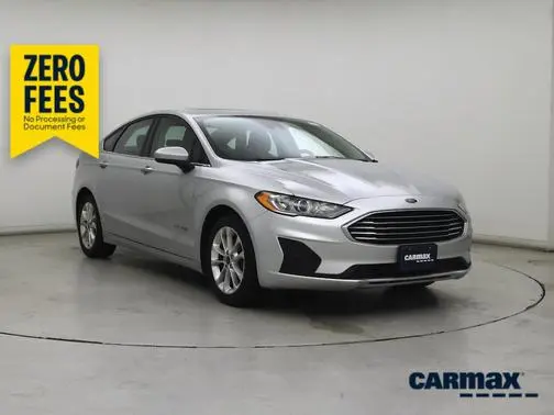 2019 Ford Fusion SE FWD photo