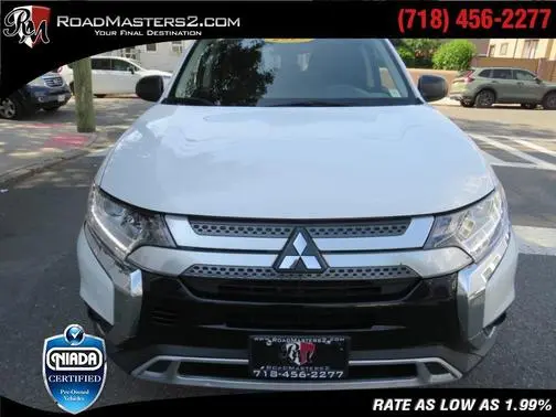 2019 Mitsubishi Outlander ES 4WD photo