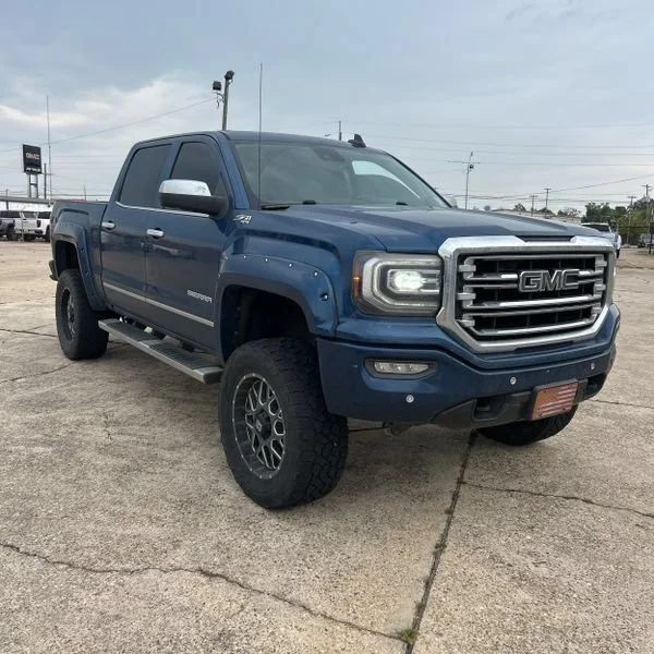2018 GMC Sierra 1500 SLT 4WD photo