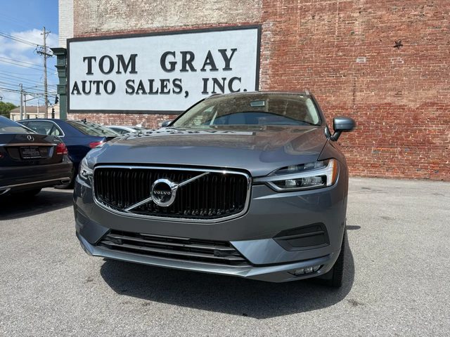2019 Volvo XC60 Momentum AWD photo