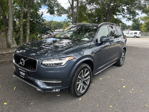 2019 Volvo XC90 Momentum AWD photo