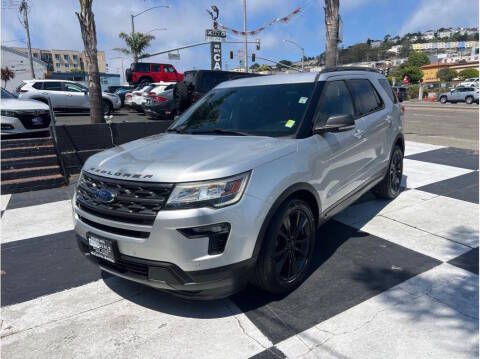 2018 Ford Explorer XLT FWD photo