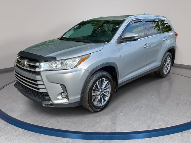 2019 Toyota Highlander XLE AWD photo