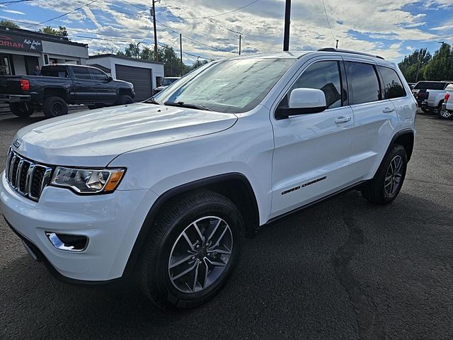 2019 Jeep Grand Cherokee Laredo E 4WD photo
