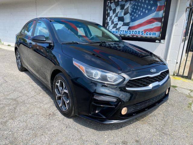 2019 Kia Forte LXS FWD photo