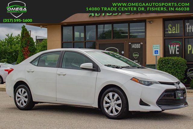 2019 Toyota Corolla LE FWD photo