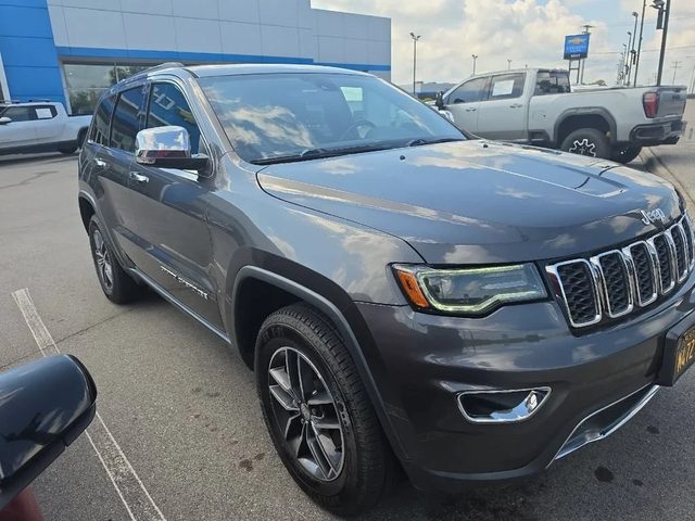 2017 Jeep Grand Cherokee Limited 4WD photo