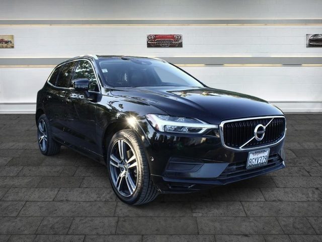 2019 Volvo XC60 Momentum FWD photo