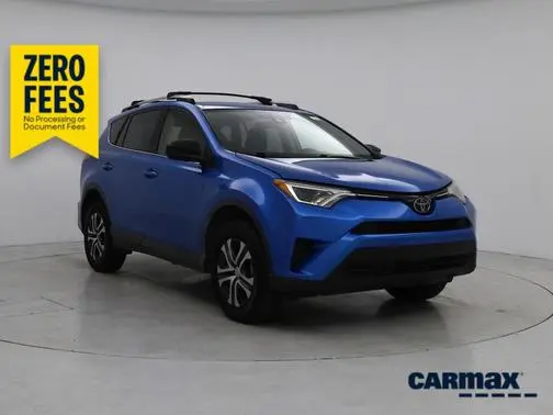 2018 Toyota RAV4 LE AWD photo