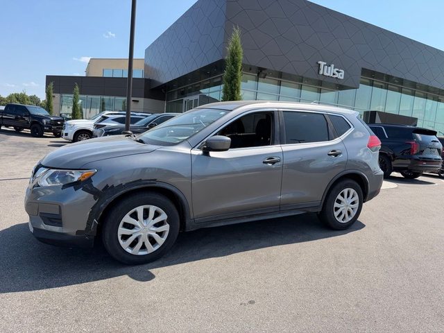 2017 Nissan Rogue S FWD photo
