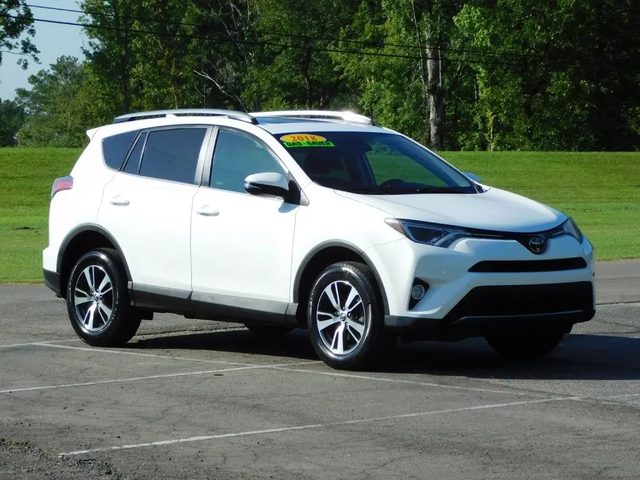 2018 Toyota RAV4 XLE FWD photo
