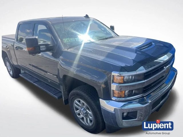 2019 Chevrolet Silverado 3500HD LT 4WD photo