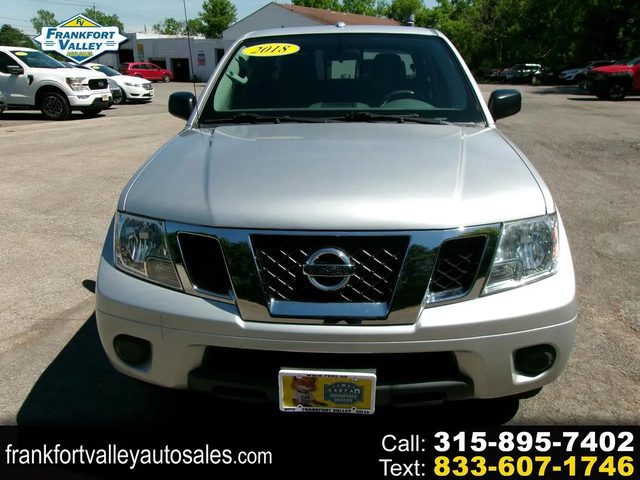 2018 Nissan Frontier SV V6 4WD photo