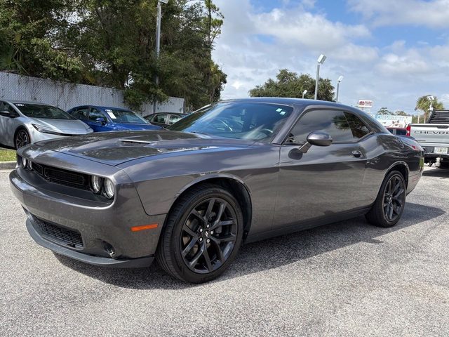 2019 Dodge Challenger SXT RWD photo