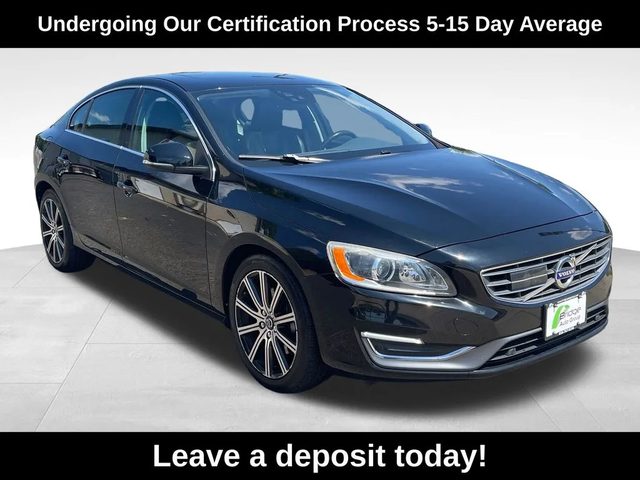 2018 Volvo S60 Inscription Platinum AWD photo