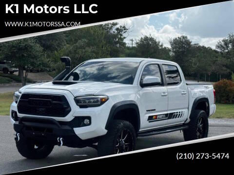 2018 Toyota Tacoma TRD Sport RWD photo