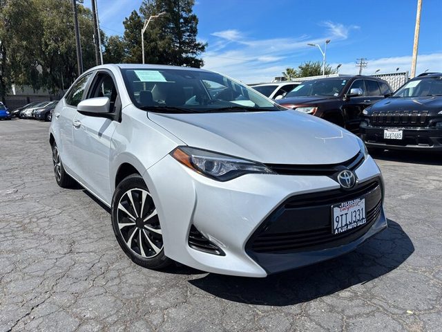 2017 Toyota Corolla LE FWD photo