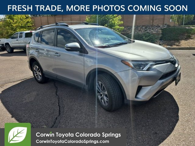 2018 Toyota RAV4 Hybrid LE AWD photo