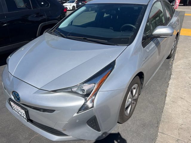 2018 Toyota Prius Two FWD photo