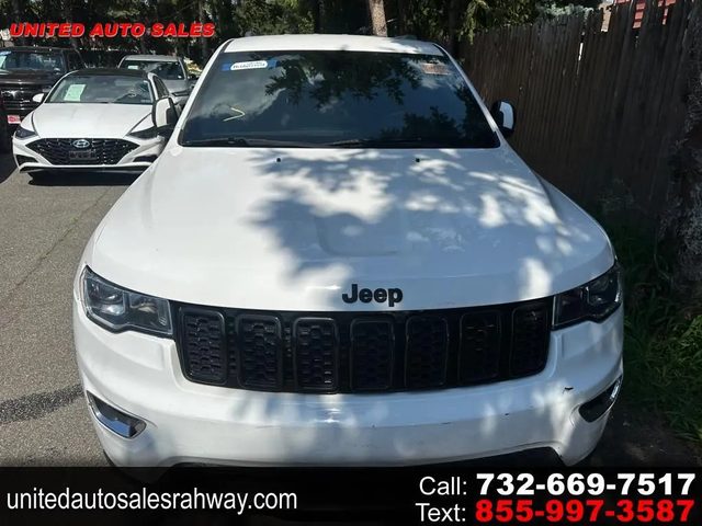 2019 Jeep Grand Cherokee Laredo E 4WD photo