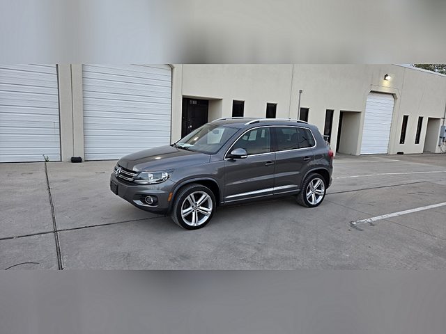 2016 Volkswagen Tiguan R-Line FWD photo