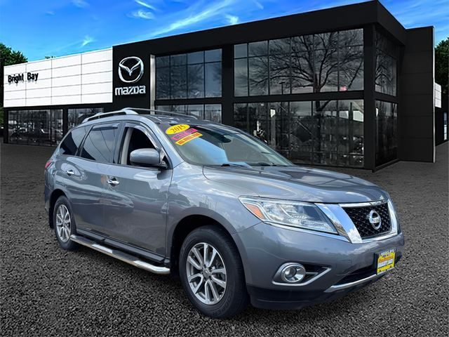 2015 Nissan Pathfinder SV 4WD photo