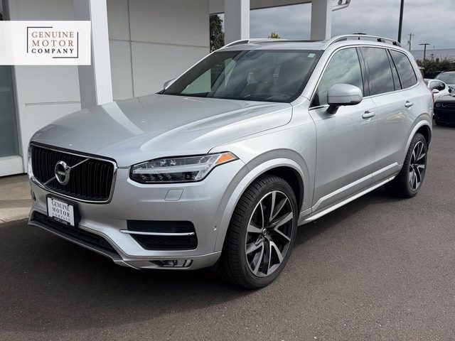 2019 Volvo XC90 Momentum AWD photo