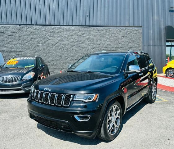 2019 Jeep Grand Cherokee Overland 4WD photo