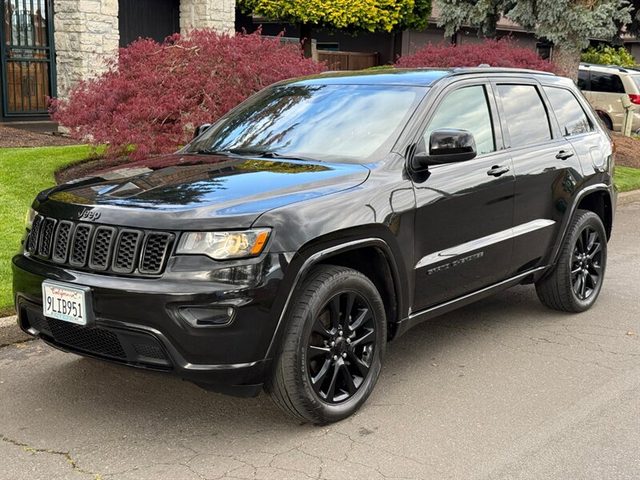 2019 Jeep Grand Cherokee Altitude 4WD photo