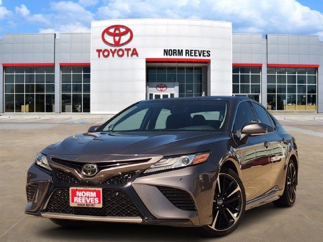 2019 Toyota Camry XSE FWD photo