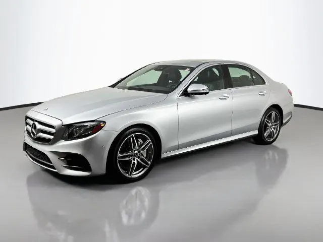 2019 Mercedes-Benz E-Class E 300 AWD photo