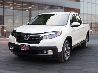 2019 Honda Ridgeline RTL-T AWD photo