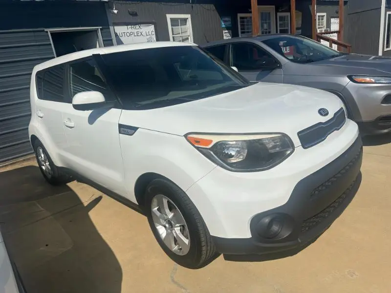 2019 Kia Soul Base FWD photo